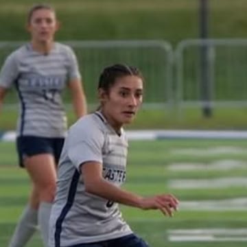 Yahaira Chavarria-Mondragon in the Eastern Oregon kit